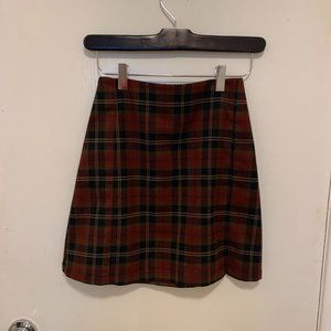 Brandy Melville Plaid Mini-Skit